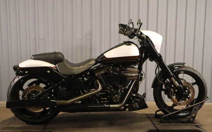 2017 Harley-Davidson CVO Pro Street Breakout FXSE