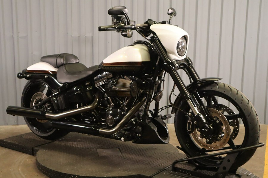 2017 Harley-Davidson CVO Pro Street Breakout FXSE