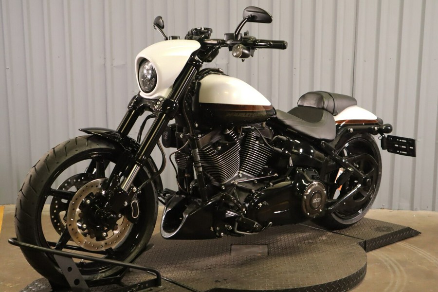 2017 Harley-Davidson CVO Pro Street Breakout FXSE