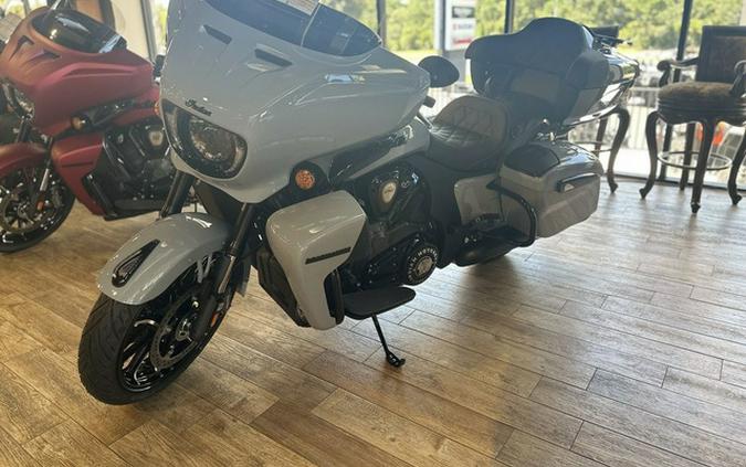 2025 Indian Roadmaster PowerPlus Dark Horse w/PowerBand Stor