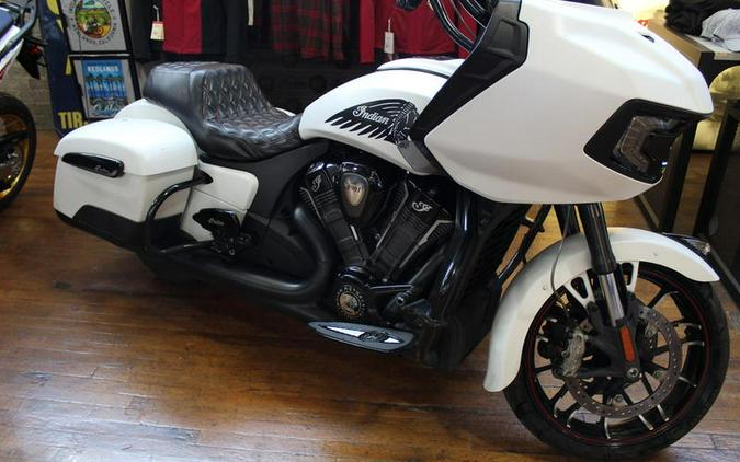 2021 Indian Motorcycle® Challenger® Dark Horse White Smoke