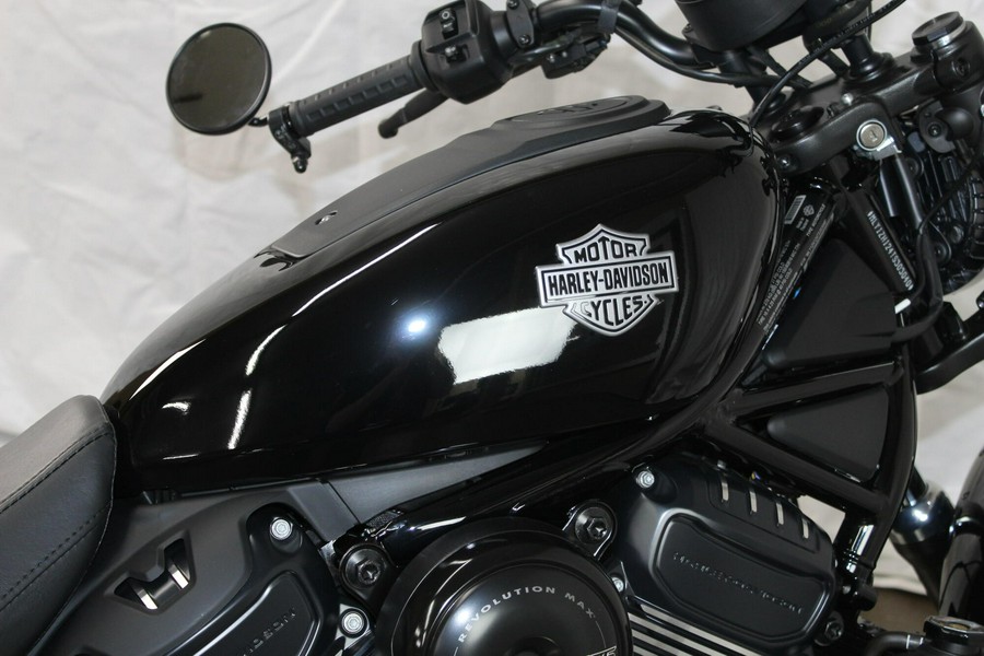 2026 Harley-Davidson® Nightster® Vivid Black