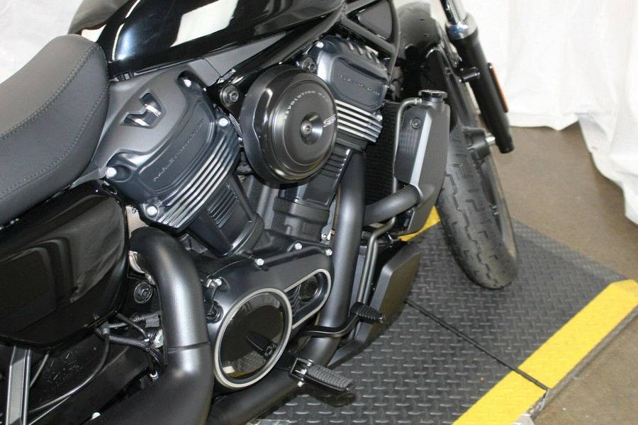 2026 Harley-Davidson® Nightster® Vivid Black