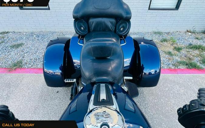 2013 Harley-Davidson Tri Glide Ultra Classic FLHTCUTG