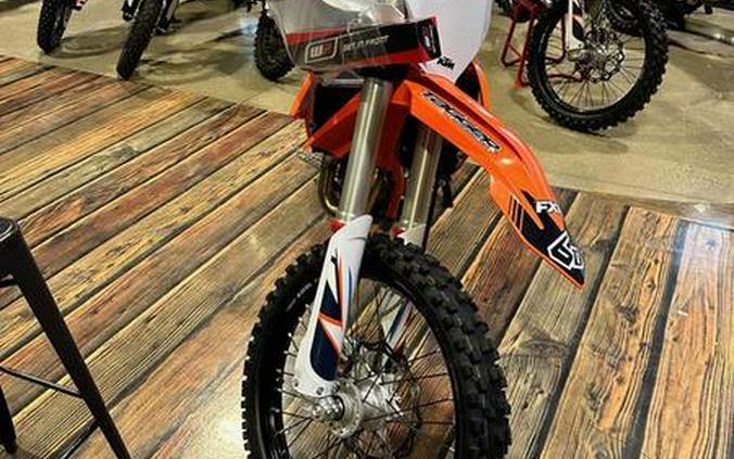 2022 KTM 450 SX-F