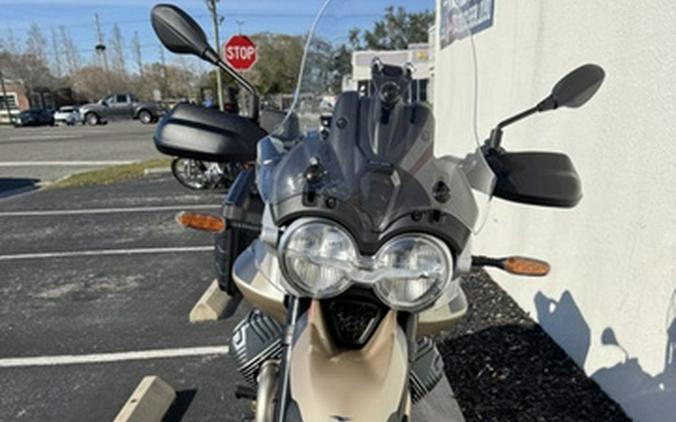 2025 Moto Guzzi V85 TT Travel