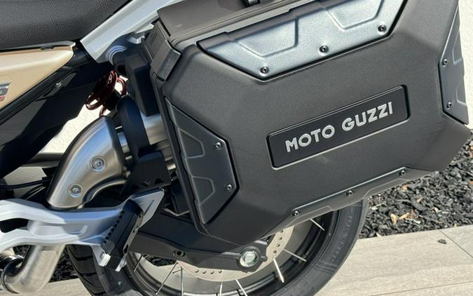 2025 Moto Guzzi V85 TT Travel