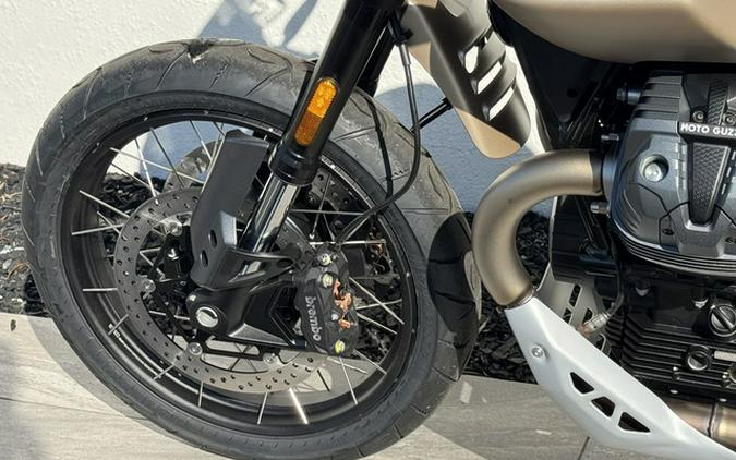 2025 Moto Guzzi V85 TT Travel