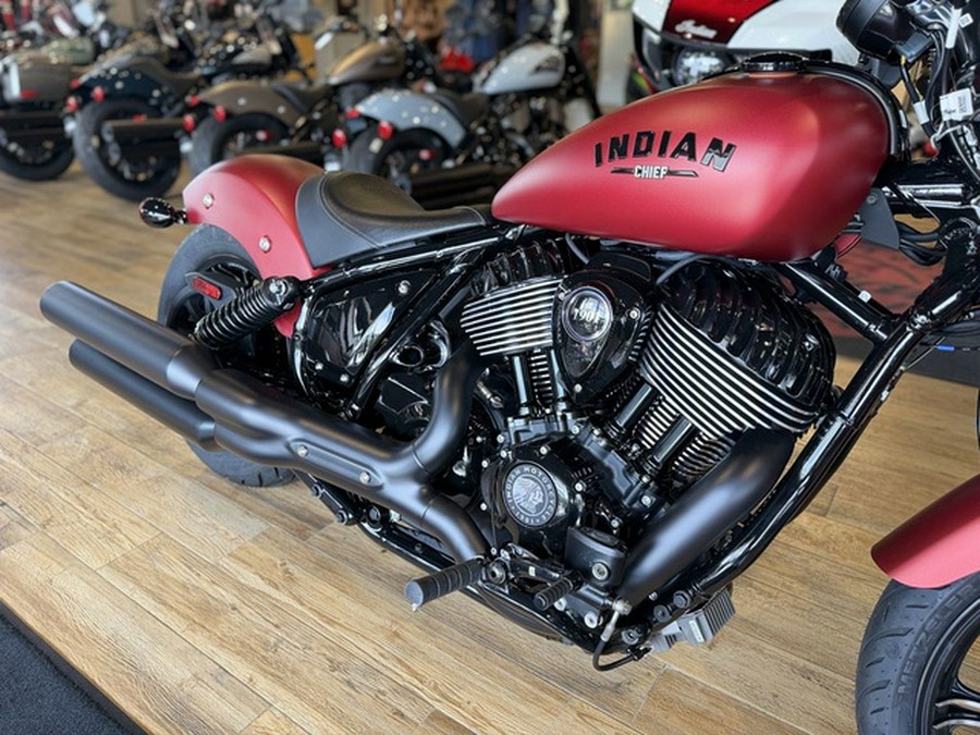 2025 Indian Chief Dark Horse Sunset Red Smoke
