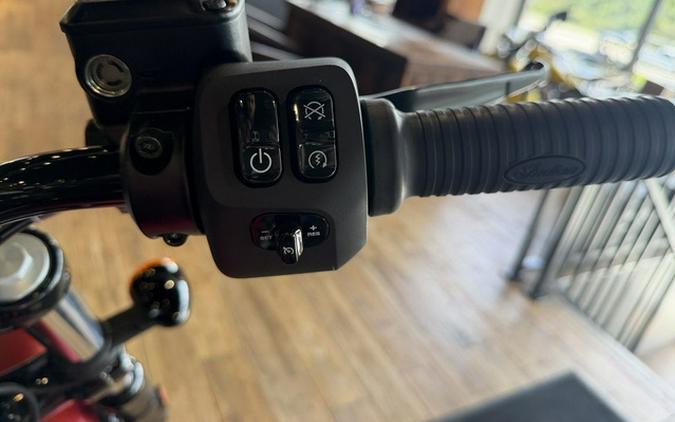 2025 Indian Chief Dark Horse Sunset Red Smoke