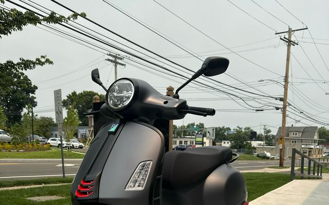 2027 Vespa GTS 310 SuperSport
