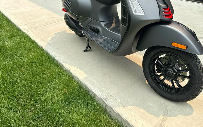 2027 Vespa GTS 310 SuperSport
