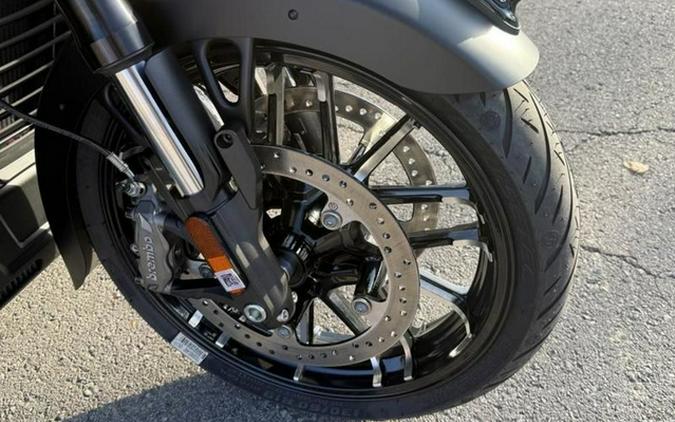 2026 Indian Pursuit Dark Horse 112 W/ Powerband Audio Black Smoke