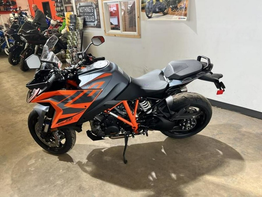 2023 KTM Super Duke 1290 GT