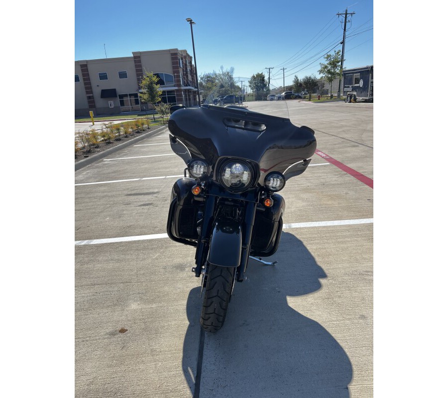 2020 Harley-Davidson Ultra Limited River Rock Gray