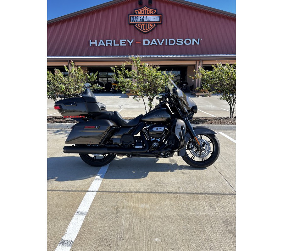 2020 Harley-Davidson Ultra Limited River Rock Gray