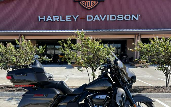 2020 Harley-Davidson Ultra Limited River Rock Gray