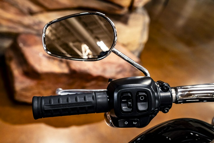 2025 Harley-Davidson Breakout