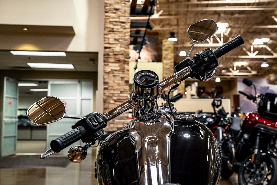 2025 Harley-Davidson Breakout