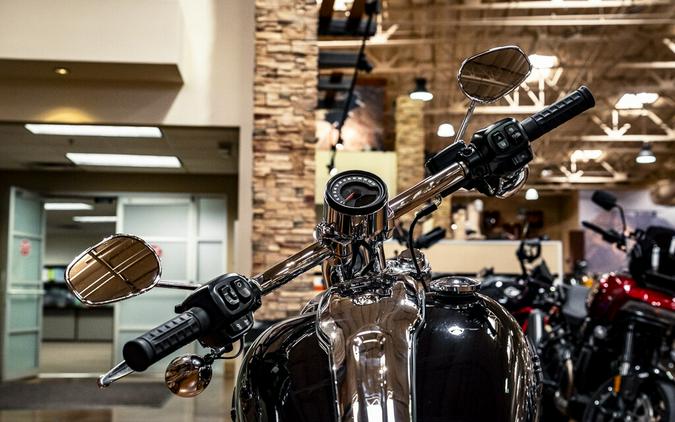 2025 Harley-Davidson Breakout