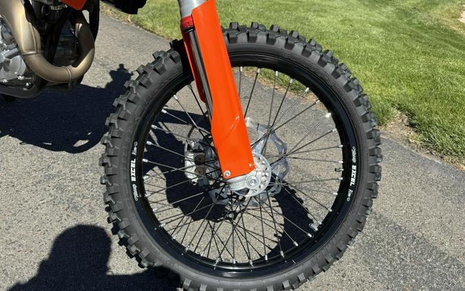 2025 KTM 450 SX F