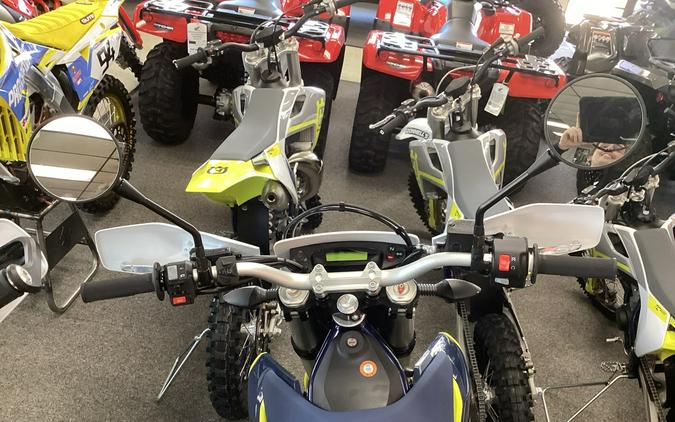 2023 Husqvarna Motorcycles 701 ENDURO