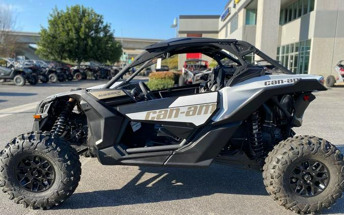 2024 Can-Am® Maverick X3 RS Turbo Catalyst Gray