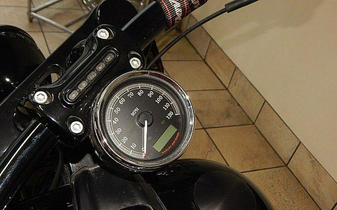 2015 Harley-Davidson FXSB Breakout Breakout