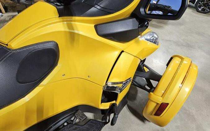 2013 Can-Am® Spyder® RT S