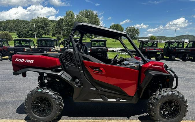 2024 Can-Am® Commander XT 700