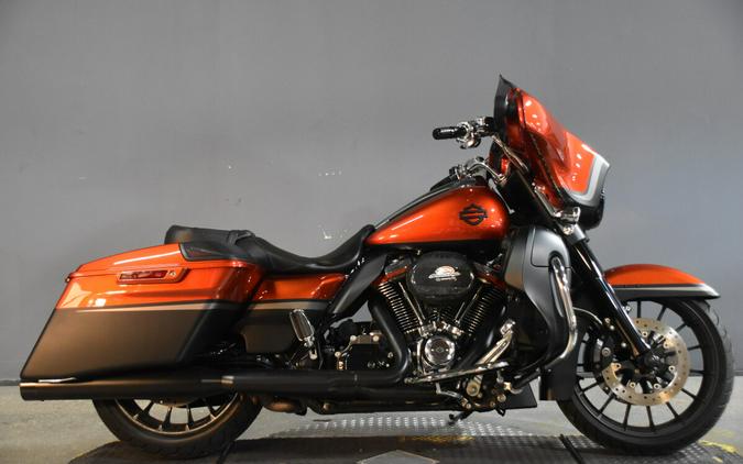 2018 Harley-Davidson CVO Street Glide