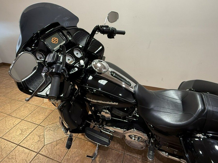 2016 FLTRXS Road Glide® Special