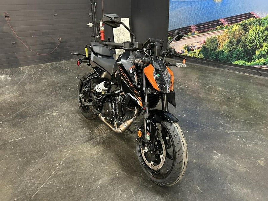 2026 KTM DUKE 250