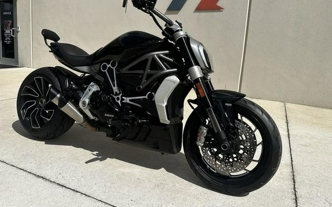 2020 Ducati X Diavel S Glossy Black w/ Stripe S