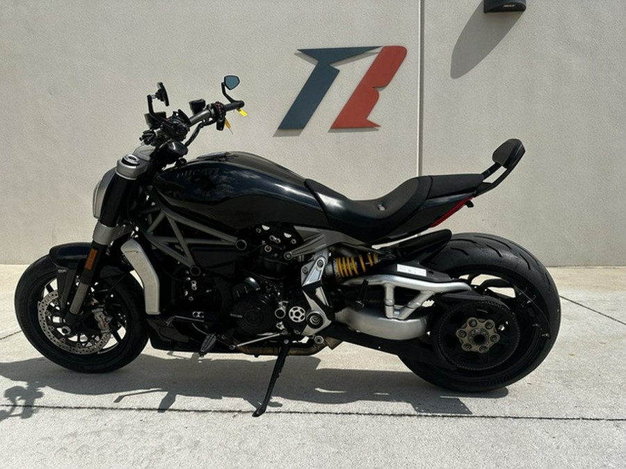 2020 Ducati X Diavel S Glossy Black w/ Stripe S