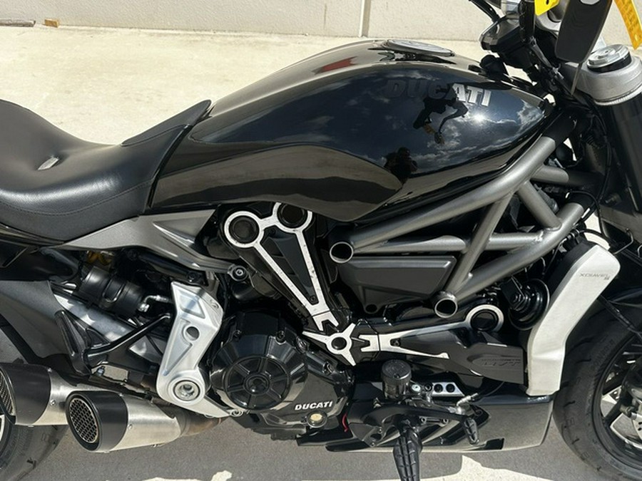 2020 Ducati X Diavel S Glossy Black w/ Stripe S