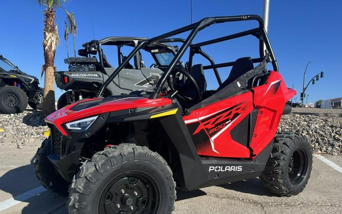 2025 Polaris RZR 200 EFI