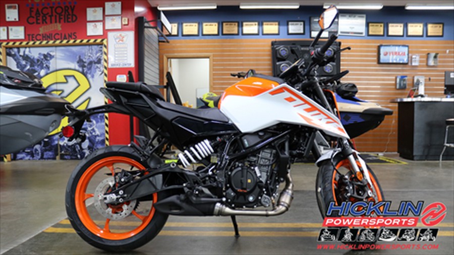 2024 KTM 250 Duke