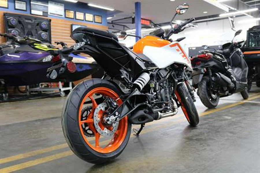 2024 KTM 250 Duke