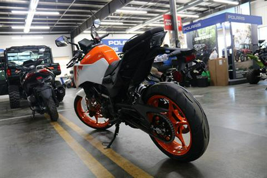 2024 KTM 250 Duke