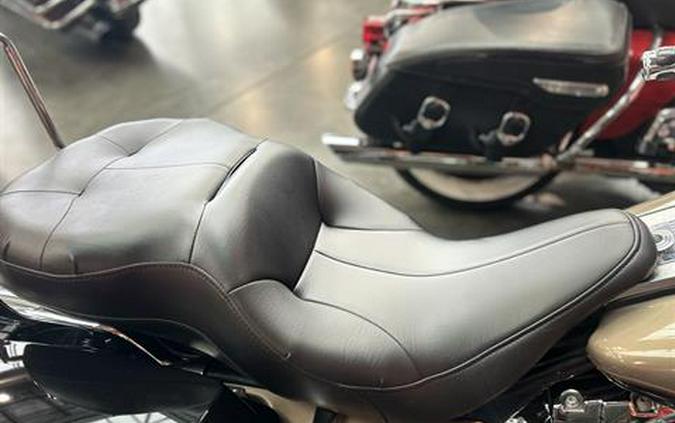 2005 Harley-Davidson FLHRCI Road King® Classic