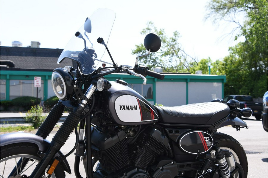 2017 Yamaha SCR950