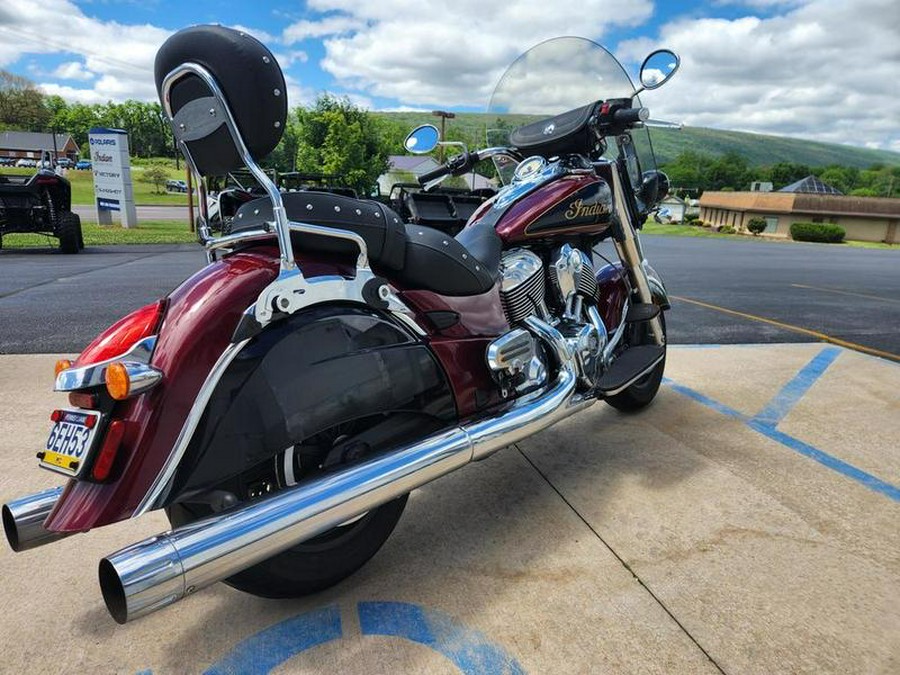 2017 Indian Motorcycle® Chief® Classic Burgundy Metallic Over Thunder Black