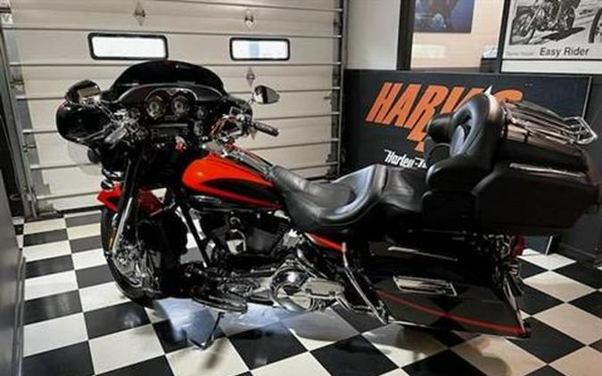 2007 Harley-Davidson CVO™ Screamin' Eagle® Ultra Classic® Electra Glide®