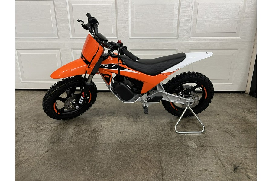 2025 KTM SX-E2