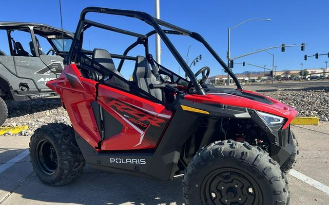 2025 Polaris RZR 200 EFI