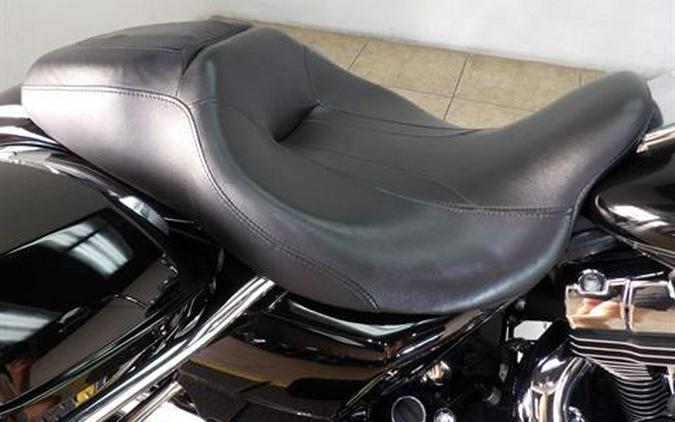 2016 Harley-Davidson Road King®