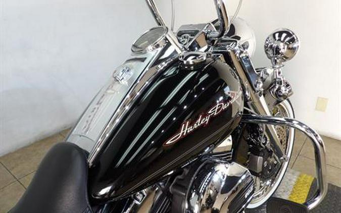 2016 Harley-Davidson Road King®