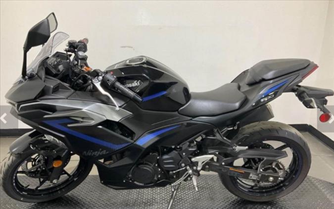 2025 Kawasaki Ninja 500 ABS