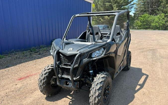 2023 Can-Am Maverick Trail DPS 1000